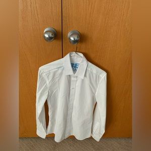 H&M men dress shirt. Never worn, pristine condition.